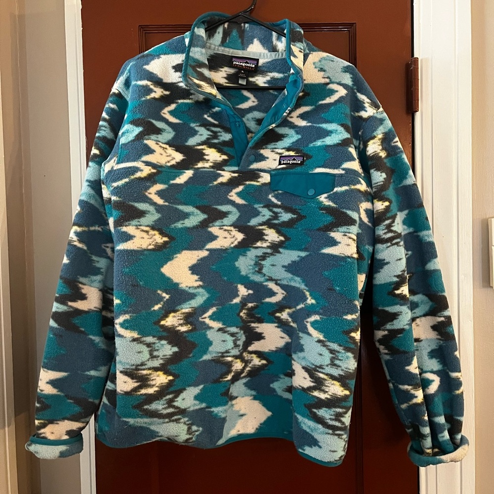 Patagonia Blue Patterned pullover Fleece